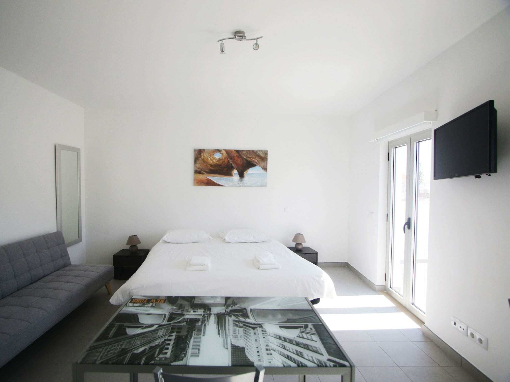 Guest House Lovely Swan Lagos Esterno foto