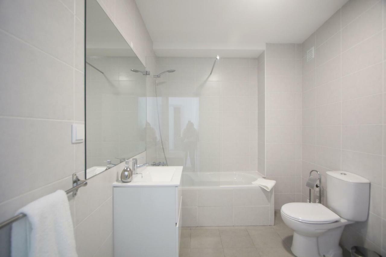 Guest House Lovely Swan Lagos Esterno foto